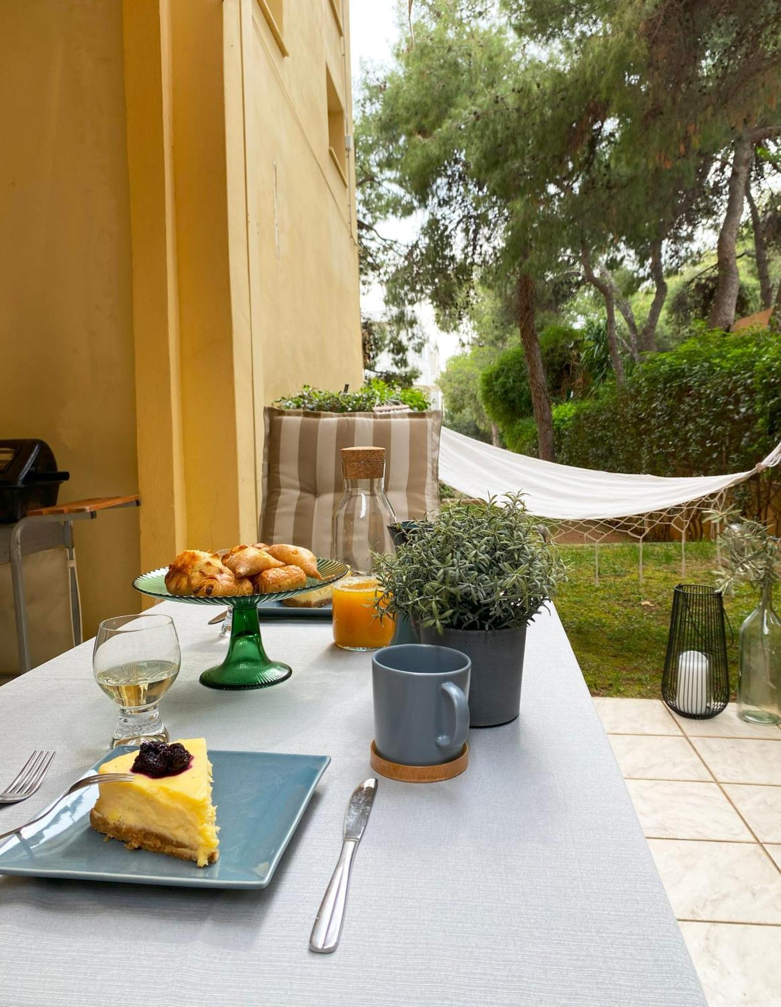 Garden Apartment With Bbq In The Athenian Riviera Exteriér fotografie